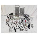 Mixed Vintage Kitchen Tools including Bromwell