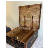 Antique 1837 Norwegian Hand-Painted Trunk from Valdres