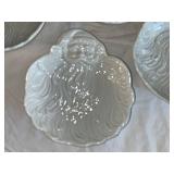 Set of 4 Santa Plates and 5 Mugs - Holiday Ceramic Collection