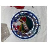 Vintage Christmas Decorative Items Lot - Santa Figurines & Plate