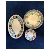 Set of 3 Vintage Floral Design Plates