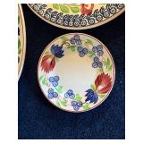 Set of 3 Vintage Floral Design Plates