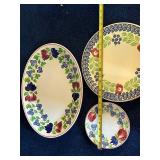Set of 3 Vintage Floral Design Plates