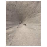 KIRKLAND SIGNATURE HEX EXTRA LARGE PET BED (GRAY)