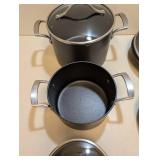 KIRKLAND SIGNATURE 11-PIECE COOKWARE SET