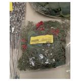 CHRISTMAS REEF MAKING KIT - OPEN BOX