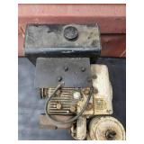 Vintage(?) Briggs and Stratton motor. Dry gas tank!