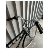 Trek 750 Hybrid Bicycle - Size Medium