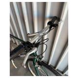 Trek 730 Hybrid Bicycle - Size Large