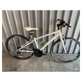 Trek 7.3 Hybrid Bicycle - Size Small
