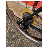 Trek 700 Hybrid Bicycle - Size Medium