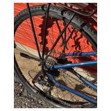 Specialized Crosstrail Hybrid Bicycle - Size Small