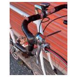 Trek 1400 Aluminum Road Bike - Size Large