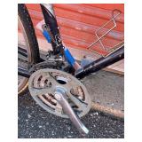 Trek 700 Hybrid Bicycle - Size Medium