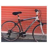 Trek 7100 Hybrid Bicycle - Size Large