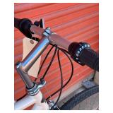 Trek 730 Hybrid Bicycle - Size Large