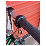 Trek 730 Hybrid Bicycle - Size Medium