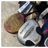 G - Wilson, Pen, and Sam Snead Golf Club Set with Bag and Minnesota Twins Headcovers