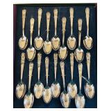 LR - Collection of 25 U.S. Presidents Commemorative Spoons with Display Case