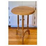 LR - Wooden Pedestal Accent Side Table