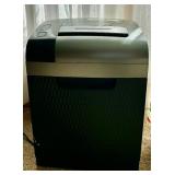 LR - Royal 1630mc 16-Sheet Microcut Paper Shredder