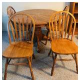 LL - Solid Wood Dining Table with 4 Matching Windsor Chairs