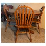 LL - Solid Wood Dining Table with 4 Matching Windsor Chairs