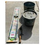 G - Shakespeare Fly Fishing Kit with Vintage Rod and Metal Minnow Bucket