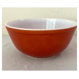 Set of 5 Vintage Pyrex Mixing Bowls in Multicolor