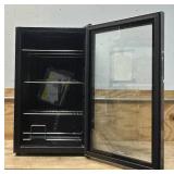 Ivation Beverage Refrigerator And Cooler (doesn t seal fully)