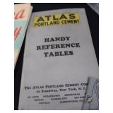 VINTAGE POLLY GAS MOTOR OIL BOTTLE WITH SPOUT / ORIGINAL BOX