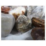 AGATES AND POLISHED ROCKS