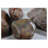 AGATES