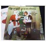 HEIRLOOM CHRISTMAS TREE STAND / CHRISTMAS ALBUMS