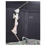 BOW / CASE / ARROWS / BROAD HEADS