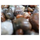 FLAT OF AGATES / POLISHED ROCKS