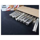 COLLECTIBLE JOHN WAYNE COMMEMORATIVE .32-40 RIFLE CARTRIDGES