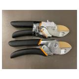 Set of 2 Fiskars Titanium Pruning Shears