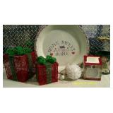 Vintage Plate & Winter Decor