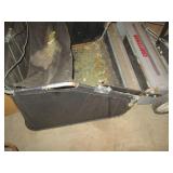 Craftsman 32in pull behind leaf/law...