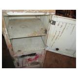 Vintage wood 2-door pantry approx 1...