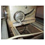 Vintage Craftsman table saw with st...