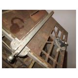 Vintage Craftsman table saw with st...