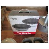 Parini pie dish set, Crock style ca...