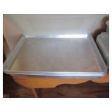 Assorted size metal bakeware pans w...