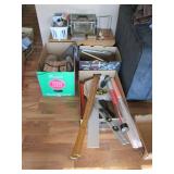 Vintage toiletry train style case, ...