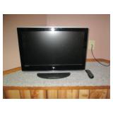 Vizio 26in flat screen TV with remo...
