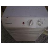 Gold Star humidifier and Lasko air ...