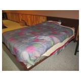 Full size wood head and foot board ...