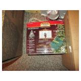 Vintage Christmas ornaments, lighte...